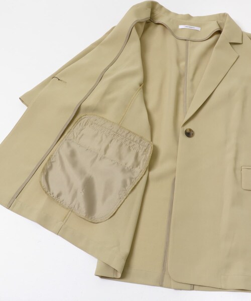 URBAN RESEARCH（アーバンリサーチ）の「『UR TECH DRYLUXE』ハーフスリーブジャケット（テーラードジャケット・レディース・BEIGE/BLACK・Free）」の20枚目の写真