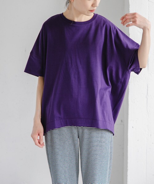 URBAN RESEARCH DOORS(アーバンリサーチドアーズ)の「FORK&SPOON コクーンショートスリーブTシャツ(Tシャツ/カットソー・レディース・OFF/BLACK/PURPLE・1)」の3枚目の写真