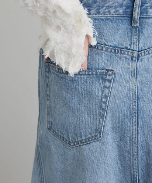 ADAM ET ROPE'(アダムエロペ)の「【WEB限定】リメイクライクデニムスカート(デニムスカート・レディース・オフホワイト/サックス・M/S)」の16枚目の写真