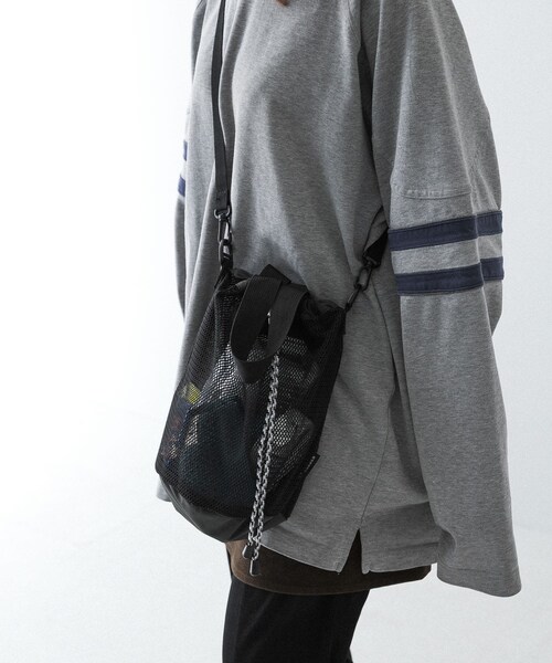 EKAL(エカル)の「TINY GARDEN PRODUCTS ストロール2WAYメッシュバッグ(ハンドバッグ・レディース・BLACK/GRAY・One)」の5枚目の写真