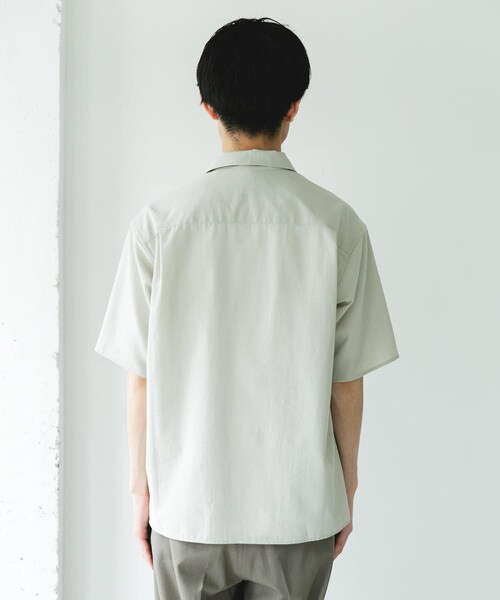 URBAN RESEARCH DOORS(アーバンリサーチドアーズ)の「『イージーケア/速乾/UVカット』クイックドライショートスリーブシャツカバーオール(カバーオール・メンズ・CHALK/YELLOW/BLUEGREEN/NAVY・M/L/XL)」の6枚目の写真
