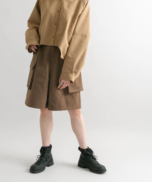 KBF（ケイビーエフ）の「タンクソールワークブーツ（ブーツ・レディース・BLACK/BEIGE・23.5/24/24.5）」の21枚目の写真