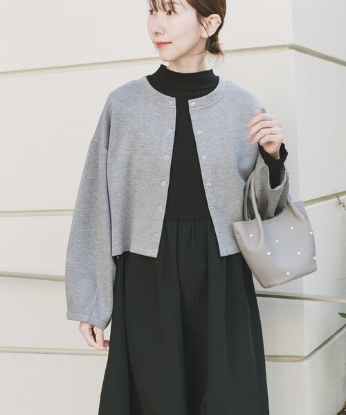 ITEMS URBANRESEARCH(アイテムズ アーバンリサーチ)の「『イージーケア』マルチWAYダンボールカーディガンワンピース(ワンピース・レディース・GRY/BRN・Free)」の6枚目の写真