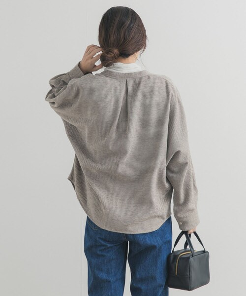 URBAN RESEARCH DOORS（アーバンリサーチドアーズ）の「ドルマンバンドカラーシャツ（シャツ/ブラウス・レディース・BEIGE/CHARCOAL・Free）」の22枚目の写真