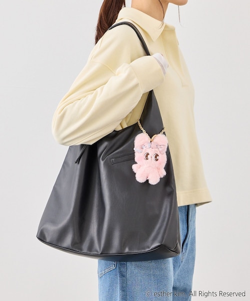 ROPE' PICNIC(ロペピクニック)の「【Esther Bunny Little meets ROPE' PICNIC】チャーム付きバッグ(トートバッグ・レディース・ブラック/シルバー・F)」の6枚目の写真