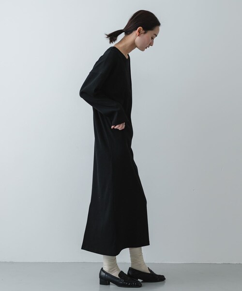 SENSE OF PLACE by URBAN RESEARCH（センスオブプレイスバイアーバンリサーチ）の「レイヤードネックリブワンピース（ワンピース・レディース・OATMEAL/BLACK/CHARCOAL・COMPACT/One）」の7枚目の写真