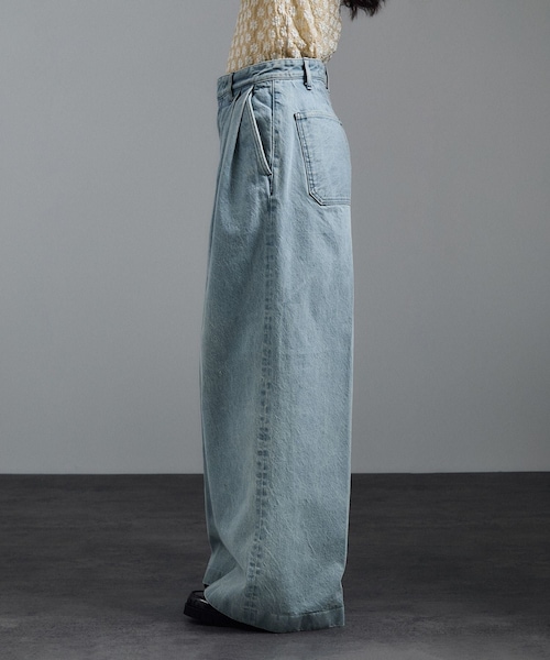 ADAM ET ROPE'(アダムエロペ)の「【J'aDoRe・店舗限定】【TANAKA(タナカ)】HAKAMA JEAN TROUSERS(デニムパンツ・レディース・ブルー系・25/26/27)」の17枚目の写真
