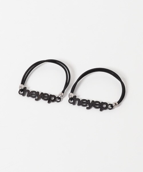 URBAN RESEARCH ROSSO（アーバンリサーチロッソ）の「heyep　LOGO HAIR TIES 2-PIECE（ヘアゴム・レディース・BLACK/SILVER・-）」の3枚目の写真