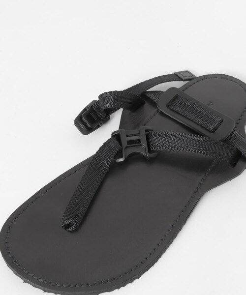 URBAN RESEARCH(アーバンリサーチ)の「Hender Scheme device strap(サンダル・メンズ・blackblack・4/5/6)」の7枚目の写真