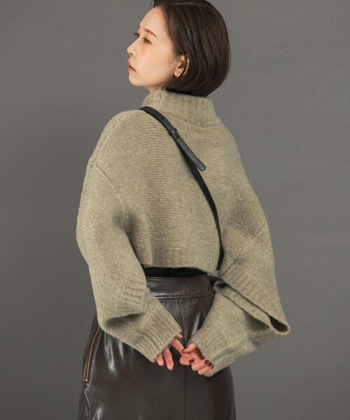 URBAN RESEARCH ROSSO（アーバンリサーチロッソ）の「クロップドマルチウェイニット（ニット/セーター・レディース・beige/aqua・FREE）」の4枚目の写真