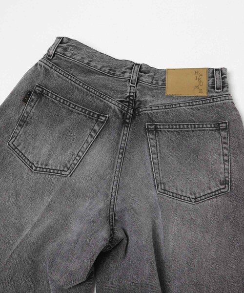 URBAN RESEARCH（アーバンリサーチ）の「HAIKURE　BETHANY SHORT LENGTH FLANEL GREY（デニムパンツ・レディース・FLANELGREY・24/25/26）」の17枚目の写真