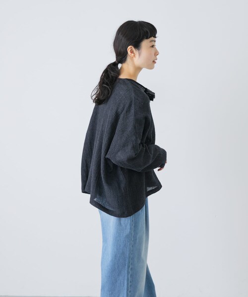 かぐれ（カグレ）の「ウールワイドフリルプルオーバー（シャツ/ブラウス・レディース・CHECK/CHARCOAL・Free）」の8枚目の写真