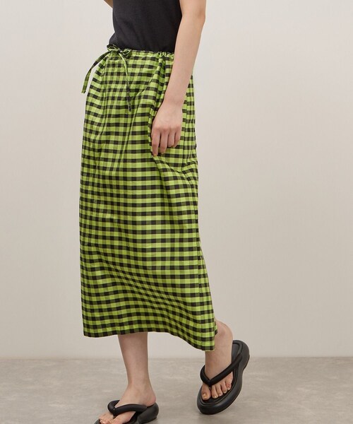 ADAM ET ROPE'(アダムエロペ)の「【COMING OF AGE(カミング オブ エイジ)】DRASTRING MAXI SKIRT(スカート・レディース・ブラック/キミドリ/ターコイズ/レッド・F)」の16枚目の写真