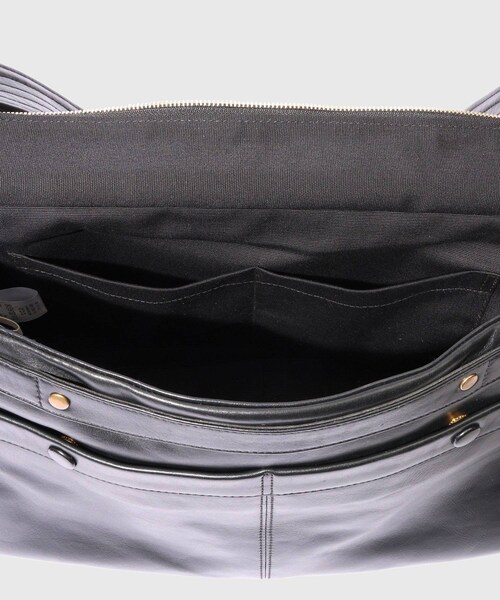 ADAM ET ROPE'（アダムエロペ）の「【CCU/シーシーユー】NEW NEWSPAPER BAG M SIZE（ショルダーバッグ・メンズ・ブラック・F）」の12枚目の写真