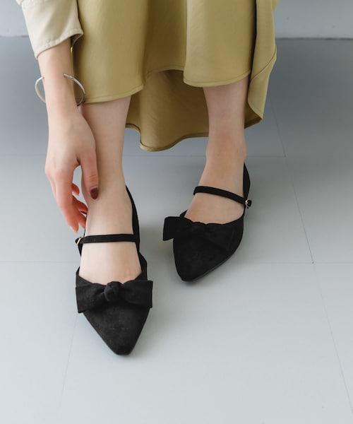 RODE SKO（ロデスコ）の「『WEB/一部店舗限定カラー』『MADE IN JAPAN』マルチWAYリボンパンプス（パンプス・レディース・BLACK/GRAY/MILK/PINK BEIGE・36/37/38）」の2枚目の写真