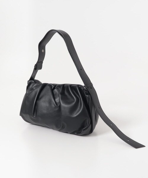 THE GOODLAND MARKET（ザグッドランドマーケット）の「ALICE MARTHA　ERIN（ショルダーバッグ・レディース・0 BLACK/71 SILVER/A OLIVE/A BRICK・FREE）」の7枚目の写真