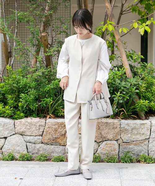 ITEMS URBANRESEARCH（アイテムズ アーバンリサーチ）の「『イージーケア』フレアトップス×パンツセット（セットアップ・レディース・BLK/L.BEG・FREE）」の16枚目の写真