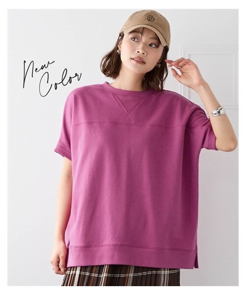 nissen（ニッセン）の「＜大きいサイズ＞綿１００％着まわし自由自在ゆったりスウェットTシャツ（スウェット・レディース・グレーベージュ/黒/スモークカーキ/レッド/杢グレー/ブリックオレンジ/杢チャコールグレー/ラズベリー・L~LL相当/3L~4L相当/5L~6L相当/8L相当/10L相当）」の6枚目の写真