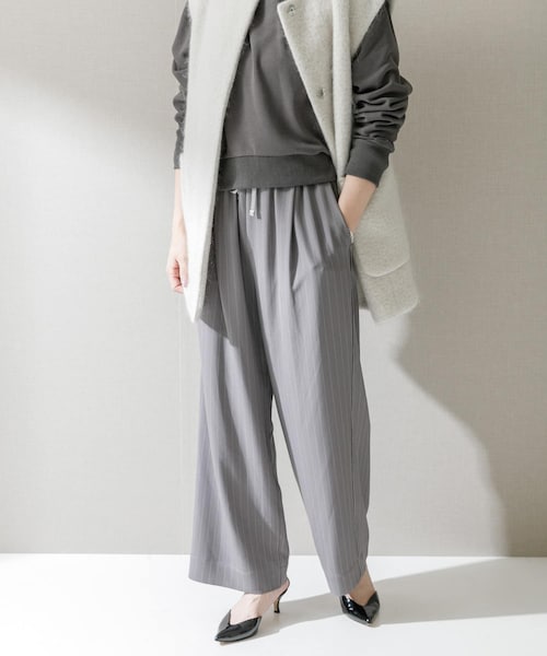 URBAN RESEARCH ROSSO（アーバンリサーチロッソ）の「ピンストライプイージーパンツ（その他パンツ・レディース・L.BEIGE/CHARCOAL・FREE）」の2枚目の写真