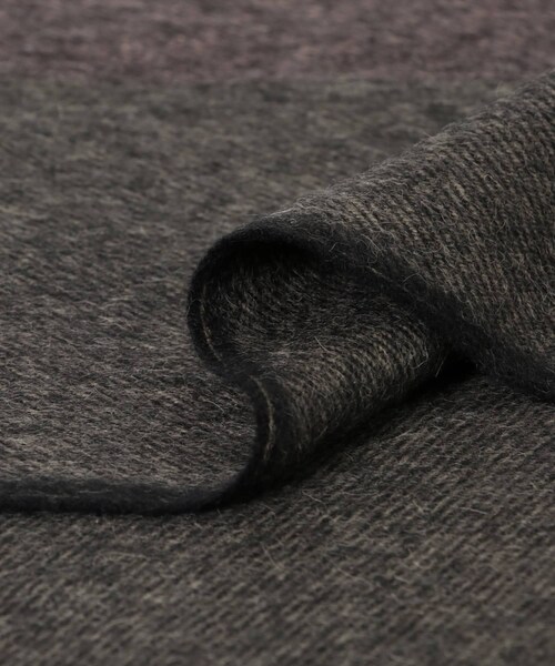 URBAN RESEARCH（アーバンリサーチ）の「THE INOUE BROTHERS　Brushed Scole Stripe（マフラー・メンズ・Grey/Khaki/Br/Camel/Blk/Greige・one）」の11枚目の写真