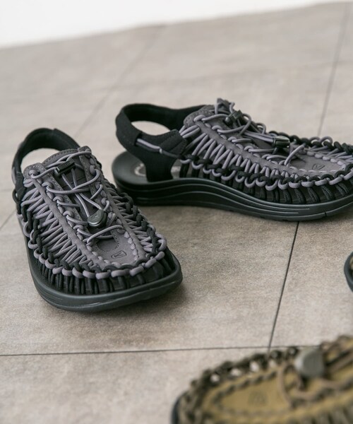 URBAN RESEARCH DOORS（アーバンリサーチドアーズ）の「KEEN　UNEEK（サンダル・メンズ・Timberwolf/Magnet/Dark Olive・8/8.5/9/9.5/10）」の11枚目の写真