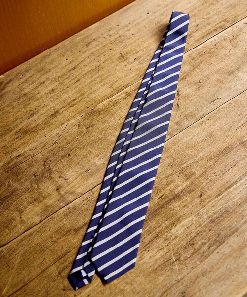 ADAM ET ROPE'（アダムエロペ）の「【Errico Formicola】TIE（ネクタイ・メンズ・ネイビー・F）」の2枚目の写真