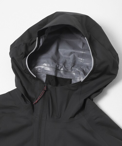 EKAL（エカル）の「KLATTERMUSEN　VIDRE HOOD JACKET MS（ブルゾン・メンズ・BLACK・M/L）」の4枚目の写真
