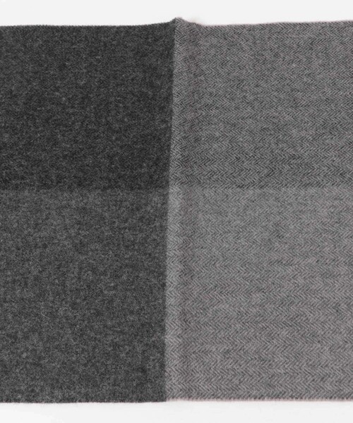 URBAN RESEARCH DOORS(アーバンリサーチドアーズ)の「カシミヤブレンドパネルマフラー(マフラー・メンズ・CHARCOAL/BROWN/BLUE/ORANGE・-)」の10枚目の写真