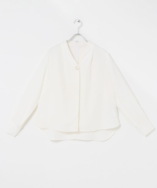 URBAN RESEARCH ROSSO（アーバンリサーチロッソ）の「Vネックボタンデザインブラウス（シャツ/ブラウス・レディース・WHITE/BLACK・FREE）」の10枚目の写真