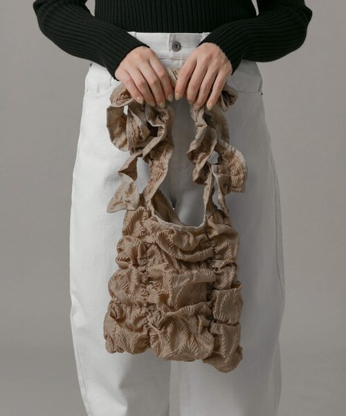 URBAN RESEARCH Sonny Label（アーバンリサーチサニーレーベル）の「Casselini　スクエアギャザーショルダーバッグ（ショルダーバッグ・レディース・ブラック/ホワイト/ベージュ・one）」の11枚目の写真