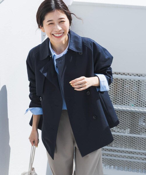 URBAN RESEARCH DOORS（アーバンリサーチドアーズ）の「撥水ショートトレンチ（ステンカラーコート・レディース・L.BEIGE/NAVY・Free）」の16枚目の写真