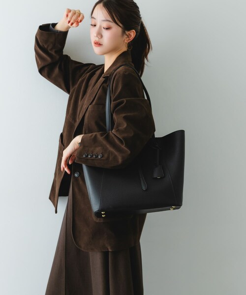 RODE SKO（ロデスコ）の「チャーム付A4トートバッグ（トートバッグ・レディース・BLACK/GRAY/IVORY/SAND BEIGE・one）」の10枚目の写真
