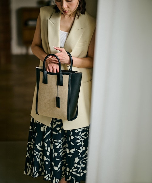 ROPE'（ロペ）の「【E'POR】 I BAG Medium（キャンバスコンビ縦型トートバッグ）（ハンドバッグ・レディース・ブラック系/オフホワイト・F）」の12枚目の写真