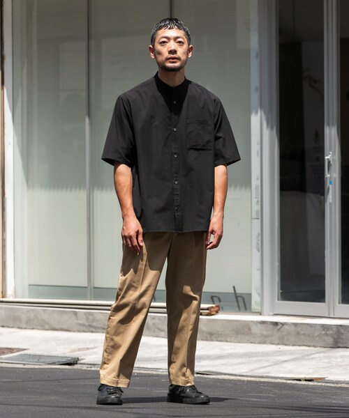 URBAN RESEARCH ROSSO（アーバンリサーチロッソ）の「『XLサイズあり』マイクロサッカーバンドカラー半袖シャツ（シャツ/ブラウス・メンズ・BLACK/NAVY/CHARCOAL/DARK BROWN・S/M/L/XL）」の9枚目の写真