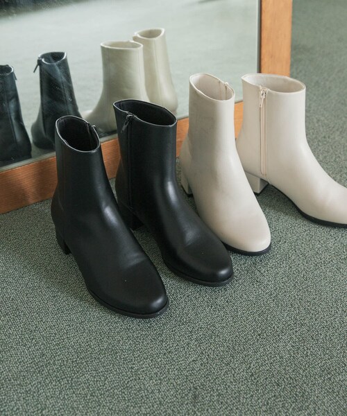 URBAN RESEARCH DOORS（アーバンリサーチドアーズ）の「チャンキーヒールブーツ（ブーツ・レディース・IVORY/BLACK・36/37/38）」の15枚目の写真
