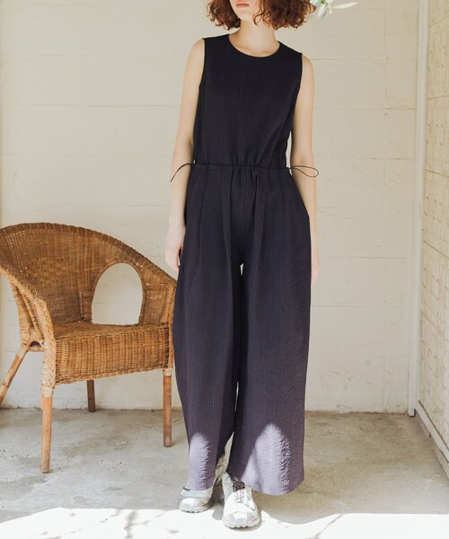 URBAN RESEARCH(アーバンリサーチ)の「『吸水速乾/UVカット』『別注』THOUSAND MILE×URBAN RESEARCH SLEEVELESS ALL IN ONE(つなぎ/オールインワン・レディース・BLACK/NAVYSTRIPE・M/L)」の19枚目の写真