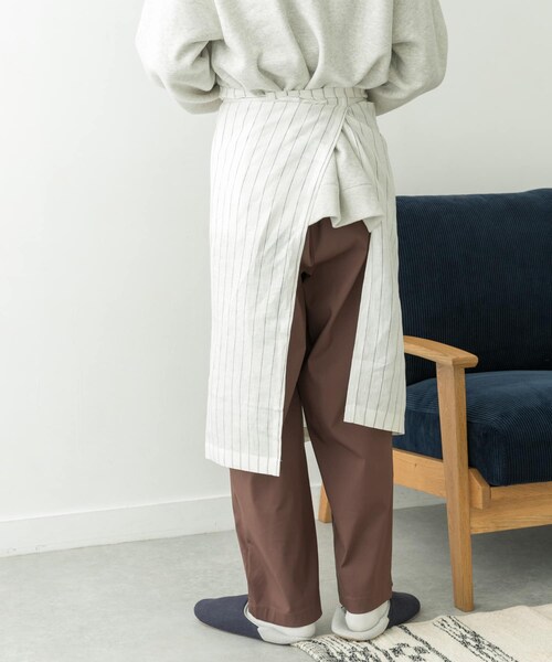 URBAN RESEARCH DOORS（アーバンリサーチドアーズ）の「DOORS LIVING PRODUCTS　ギャルソンエプロン（キッチンツール・メンズ・NVY×WHT/BEIGE/OFF×BLK・one）」の21枚目の写真