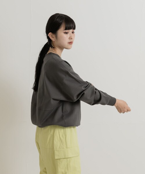 THE GOODLAND MARKET(ザグッドランドマーケット)の「『別注』MIDIUMISOLID×TGM Organic cotton pullover(Tシャツ/カットソー・レディース・IVORY/GREEN/CHARCOAL・FREE)」の22枚目の写真