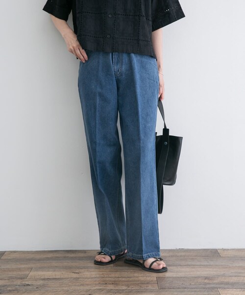 ITEMS URBANRESEARCH(アイテムズ アーバンリサーチ)の「センタープレスデニム(デニムパンツ・レディース・BLU/IDG・Free)」の2枚目の写真