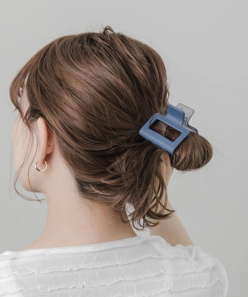 SMELLY（スメリー）の「スクエアマットカラーバンス（バレッタ/ヘアクリップ・レディース・BEG/BLU・-）」の16枚目の写真