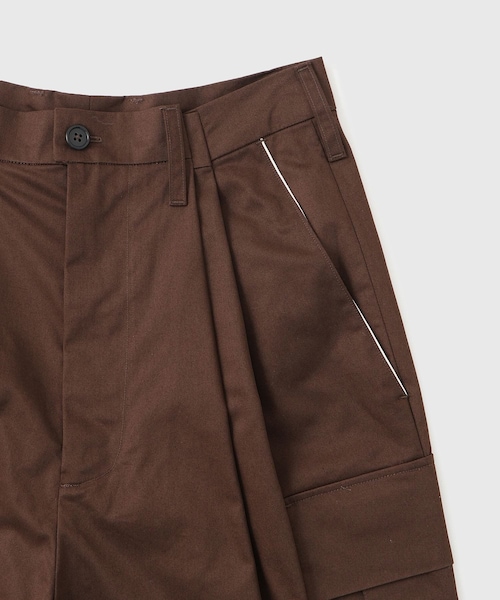 ADAM ET ROPE'（アダムエロペ）の「【CAMIEL FORTGENS/カミエル フォートヘンス】CARGO SHORTS COTTON SUITING（スラックス・メンズ・ダークブラウン/ネイビー・S/XS）」の9枚目の写真