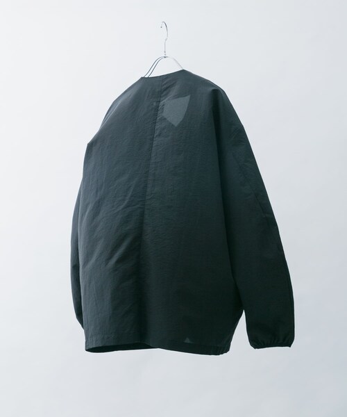 EKAL(エカル)の「『吸水速乾/通気性/軽量』DOT AIR NO COLLOR CARDIGAN(カーディガン/ボレロ・メンズ・ネイビー/ブラック/ブリック・M/L)」の16枚目の写真