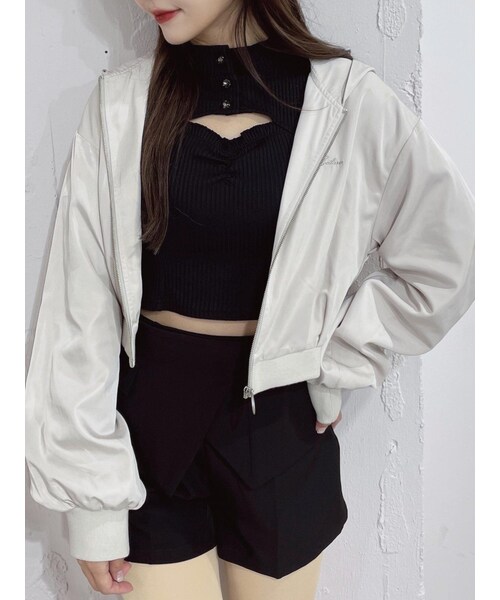 EATME（イートミー）の「ロゴ刺繍ZIPブルゾン（ブルゾン・レディース・アイボリー/ブラック・F）」の4枚目の写真