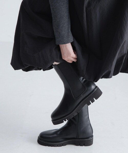 URBAN RESEARCH Sonny Label（アーバンリサーチサニーレーベル）の「軽量サイドゴアブーツ（ブーツ・レディース・ブラック・S/M/L）」の4枚目の写真