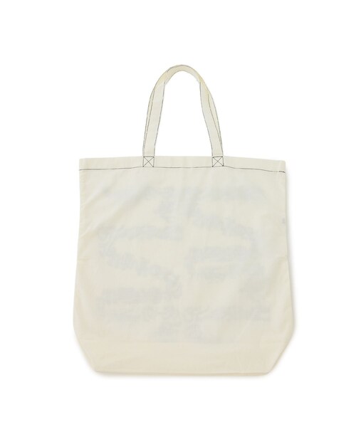ADAM ET ROPE'(アダムエロペ)の「MUU STORE LOGO PRINT TOTE BAG(トートバッグ・レディース・キナリ・F)」の6枚目の写真