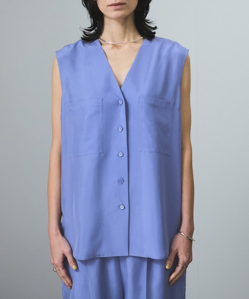 ADAM ET ROPE'（アダムエロペ）の「[25SS]GENTLE SILKジレ【セットアップ対応】（ベスト・レディース・ブラック/ベージュ/ブルー・F）」の17枚目の写真