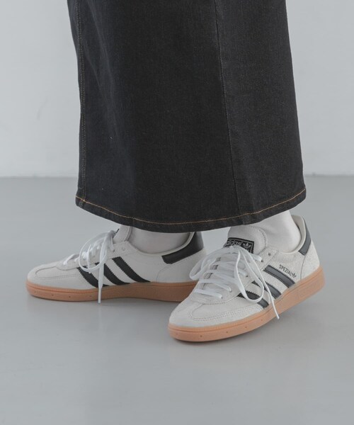 URBAN RESEARCH Sonny Label（アーバンリサーチサニーレーベル）の「adidas　HANDBALL SPEZIAL W（スニーカー・レディース・アルミナ・23/23.5/24/24.5）」の4枚目の写真