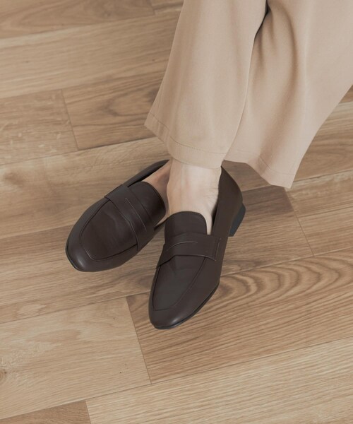 URBAN RESEARCH DOORS(アーバンリサーチドアーズ)の「ベーシックローファー(パンプス・レディース・BROWN/BLACK・36/37/38)」の13枚目の写真