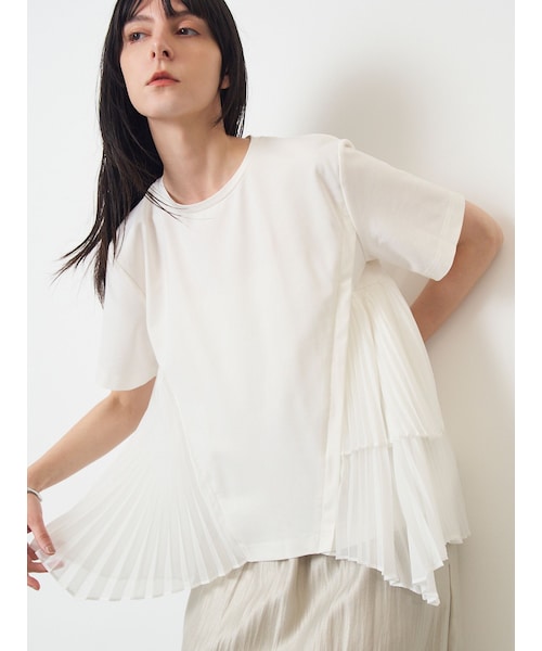 ELENDEEK（エレンディーク）の「PLEAT DOCKING CS（Tシャツ/カットソー・レディース・オフホワイト/ブラック/ベージュ・F）」の18枚目の写真