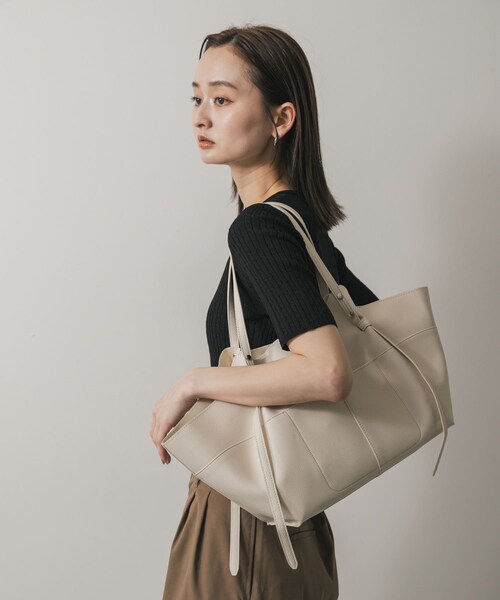 SENSE OF PLACE by URBAN RESEARCH（センスオブプレイスバイアーバンリサーチ）の「アウトポケットトートバッグ（トートバッグ・レディース・BEIGE/BLACK/IVORY・one）」の6枚目の写真